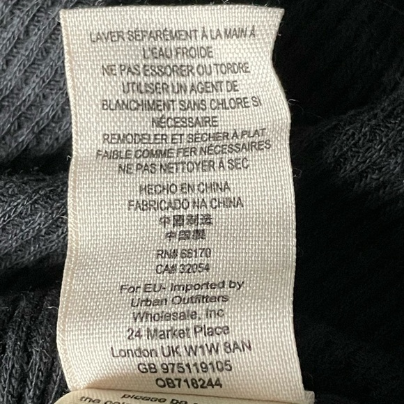 Free People We the Free Kai Thermal Henley Top black 47118 - Picture 14 of 15